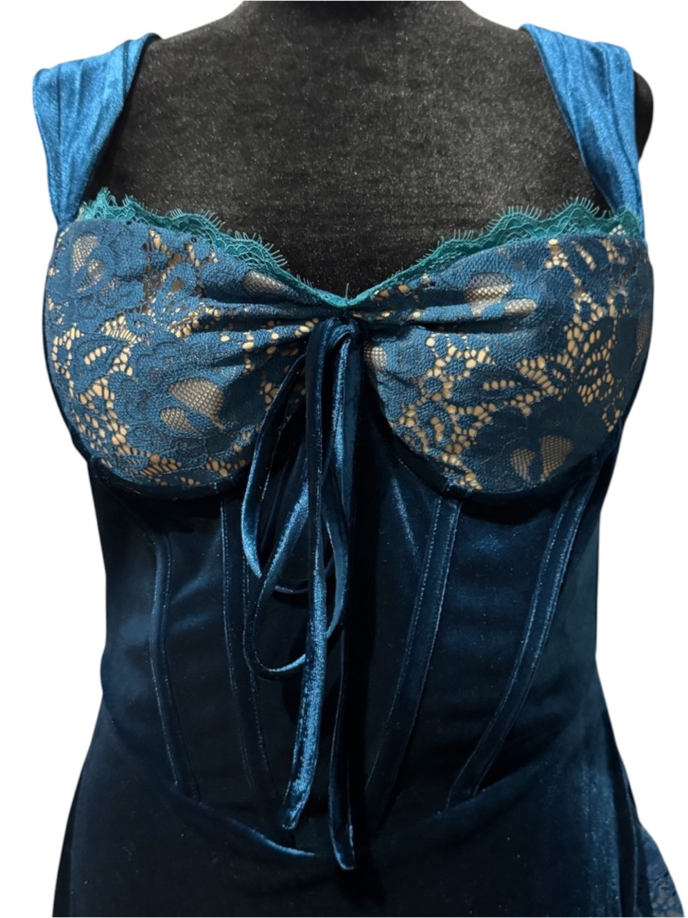 Miss Circle Odilia Teal Velvet Corset Maxi Dress Formal Evening Women’s L NWT - Picture 4 of 9